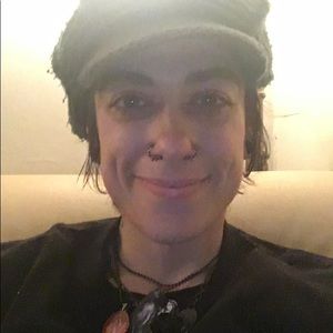 Meet your Posher, Jonquil